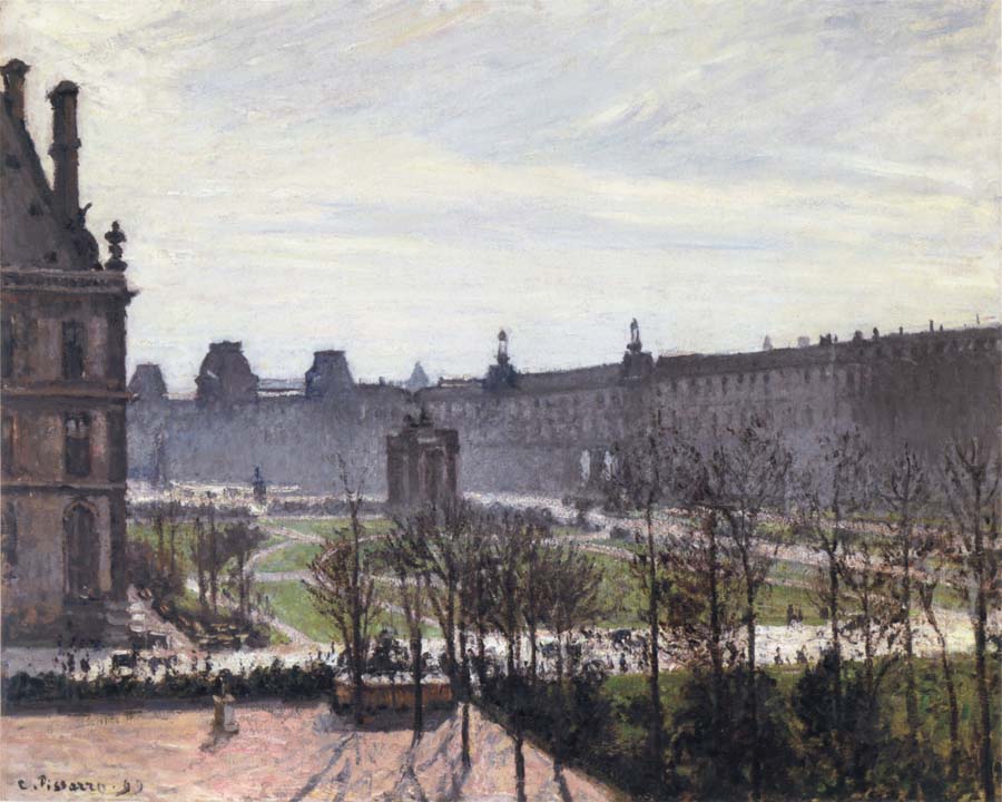 The Carrousel,autumn morning